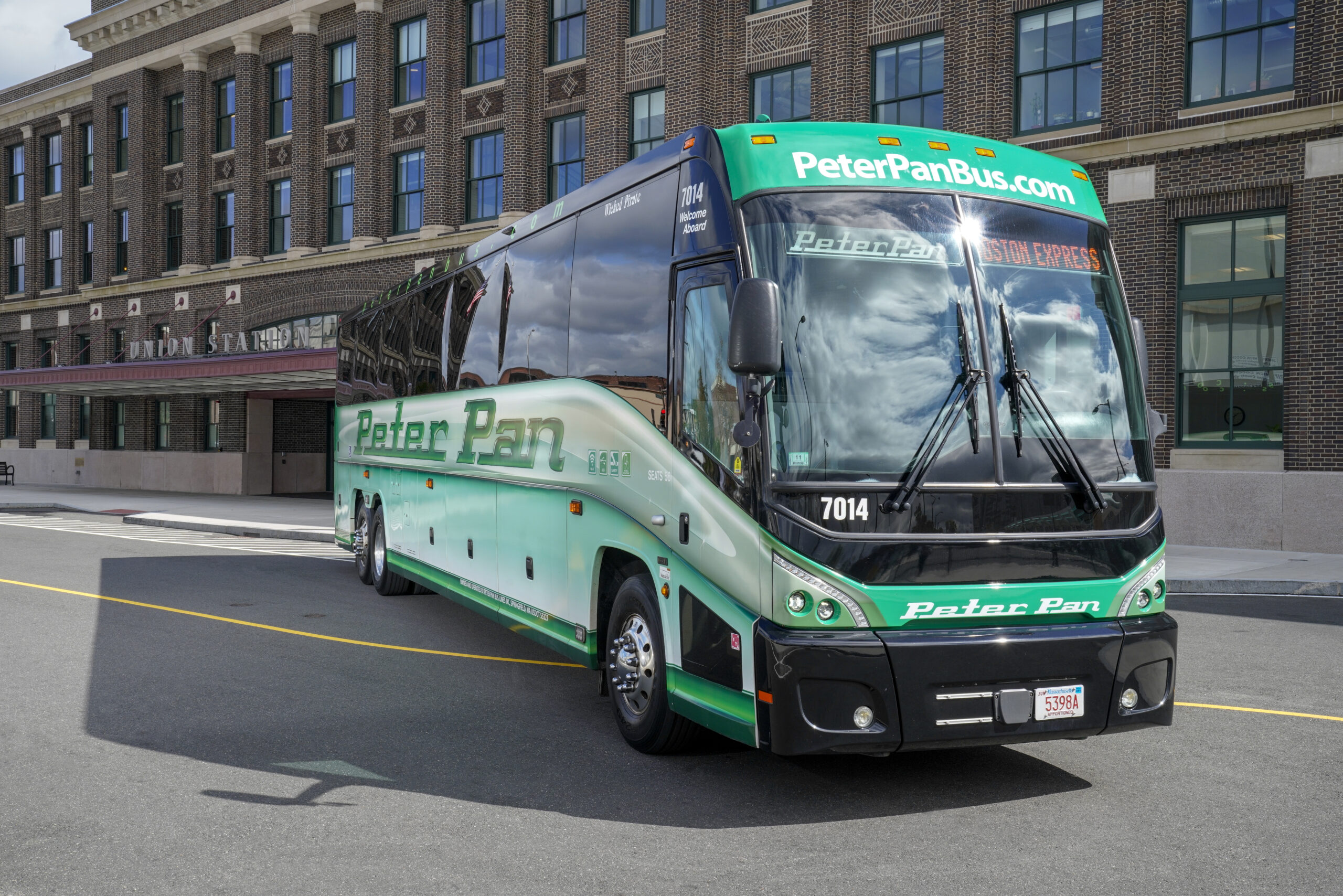 A Peter Pan Bus ready for departure outside one of our Northeast terminals—representing convenient, professional service from Hartford to New York City.